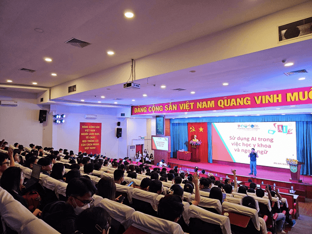 Med Lang Fanatic - hoạt động đào tạo Med Lang Fanatic - hoạt động đào tạo